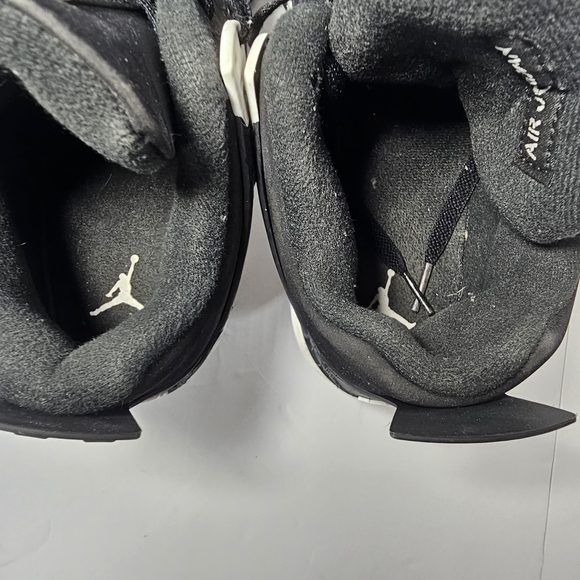 Air Jordan 4 Retro White Thunder (GS) Black/White-Black FQ8213-001 Size 7Y - Picture 10 of 14